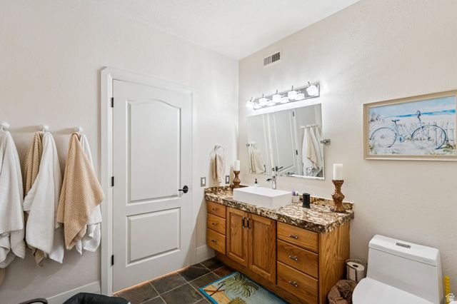 941 N SANDHURST DR, Salt Lake City, UT 84103