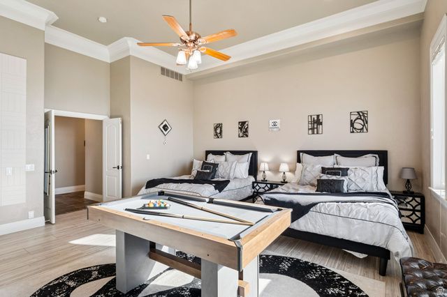 941 N SANDHURST DR, Salt Lake City, UT 84103