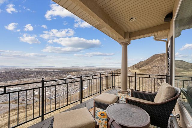 941 N SANDHURST DR, Salt Lake City, UT 84103