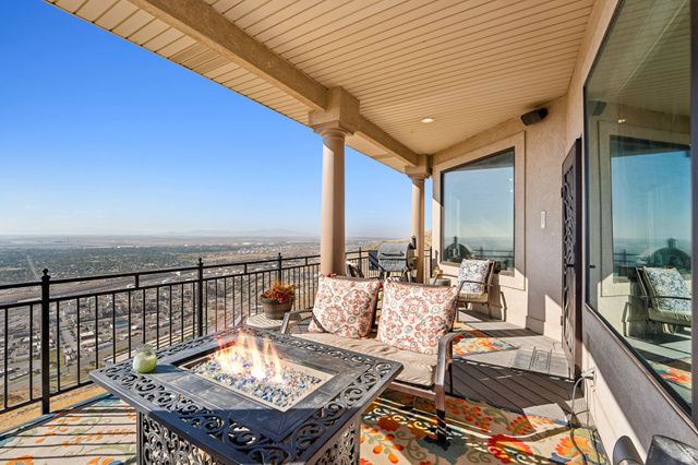 941 N SANDHURST DR, Salt Lake City, UT 84103