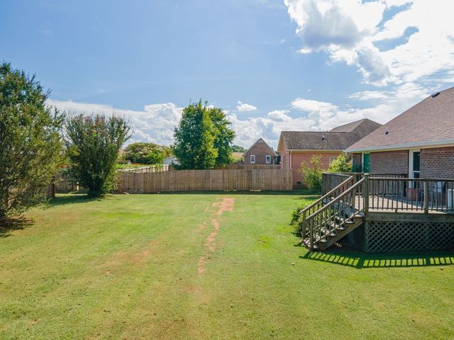 303 Springdale Dr, Columbia, TN 38401