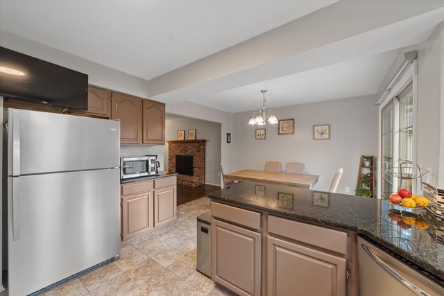 46616 Camelia Drive, Canton, MI 48187