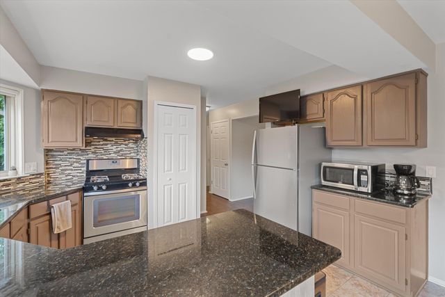 46616 Camelia Drive, Canton, MI 48187