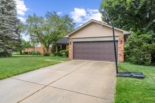 46616 Camelia Drive, Canton, MI 48187