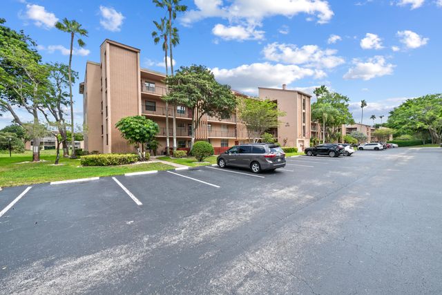 370 NW 76TH Avenue 204, Margate, FL 33063