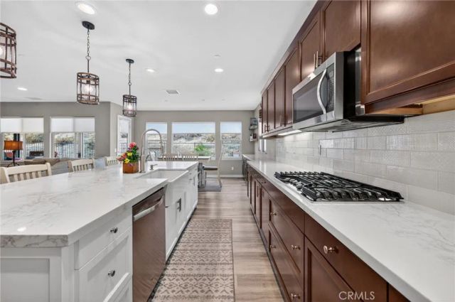 32696 Cougar Pass Court, Winchester, CA 92596