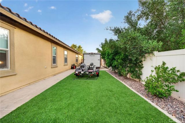 32696 Cougar Pass Court, Winchester, CA 92596