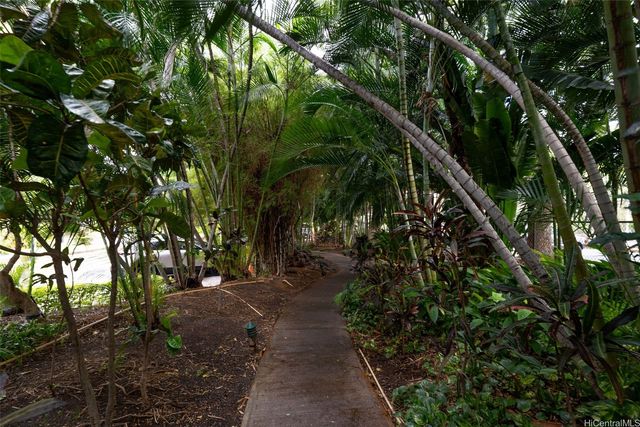 5333 Likini Street 703, Honolulu, HI 96818