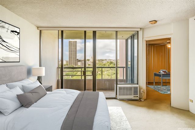 5333 Likini Street 703, Honolulu, HI 96818