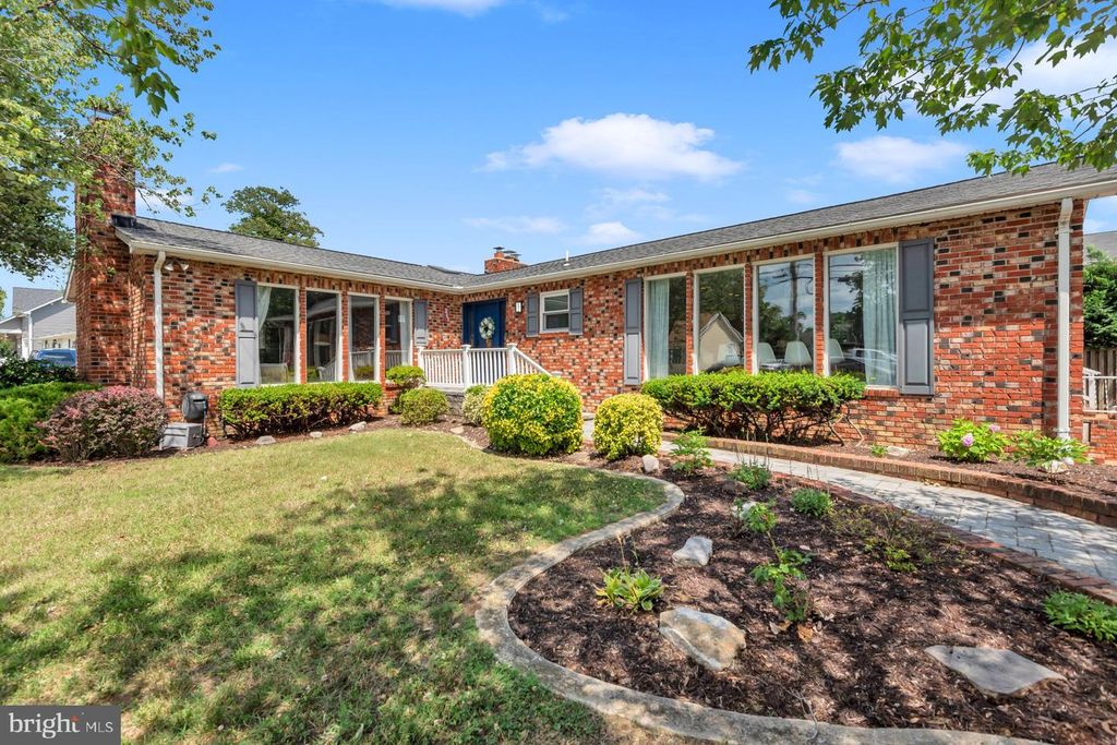 211 N PINDELL AVE, Annapolis, MD 21401