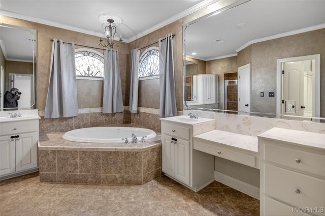 8696 Huntingdon Ridge Lane, Montgomery, AL 36117