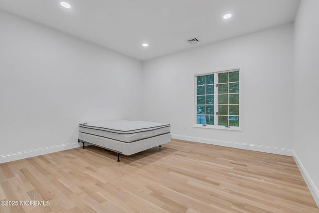 22 Meadow Lane, West Long Branch, NJ 07764