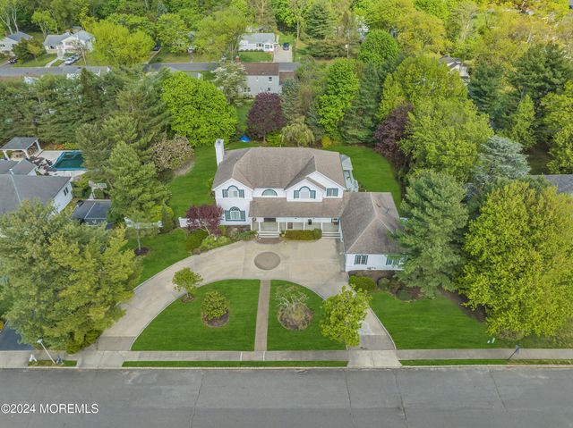 22 Meadow Lane, West Long Branch, NJ 07764