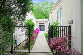 2000 CLENDENIN Lane, Riverwoods, IL 60015