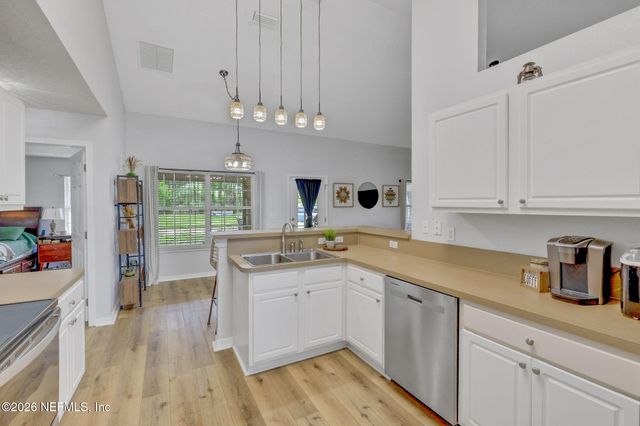 2883 LONGLEAF RANCH Circle, Middleburg, FL 32068