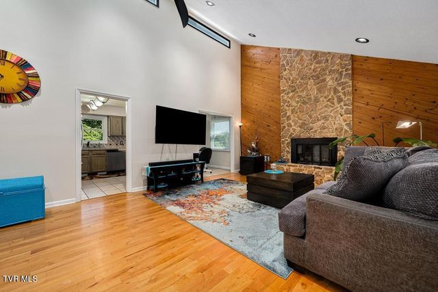 3540 Mcintosh Drive, Kingsport, TN 37663