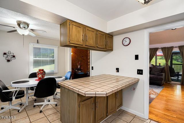 3540 Mcintosh Drive, Kingsport, TN 37663