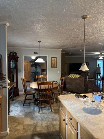 18 Hill Drive, Monticello, KY 42633