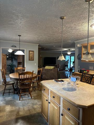 18 Hill Drive, Monticello, KY 42633