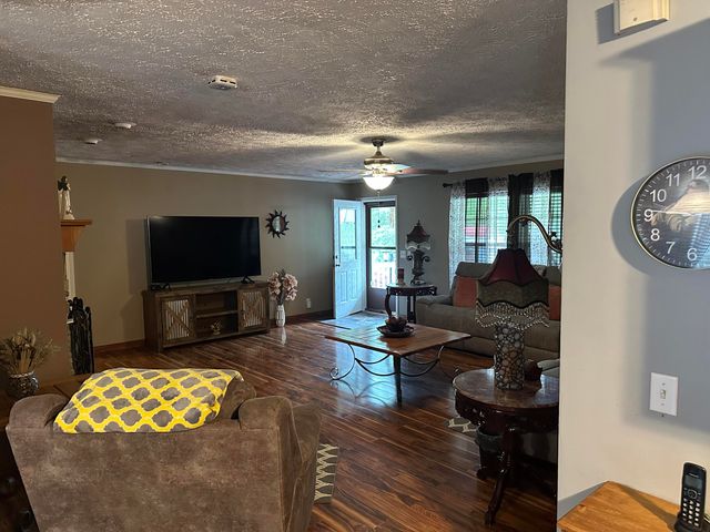 18 Hill Drive, Monticello, KY 42633