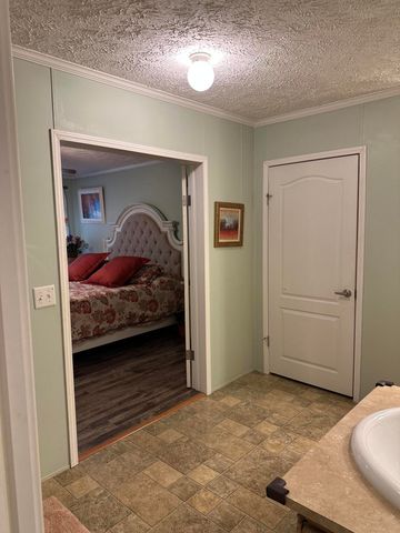 18 Hill Drive, Monticello, KY 42633