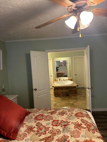 18 Hill Drive, Monticello, KY 42633