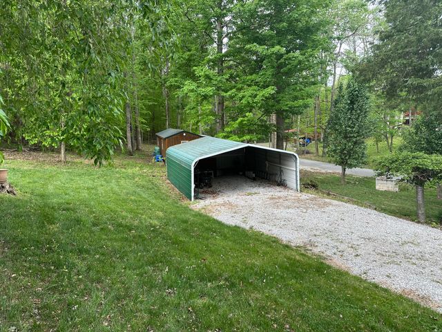 18 Hill Drive, Monticello, KY 42633