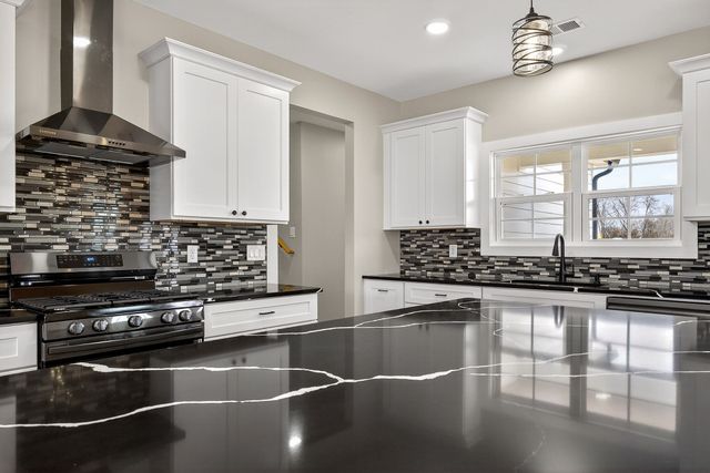 6955 Sweet Magnolia Way, Baxter, TN 38544