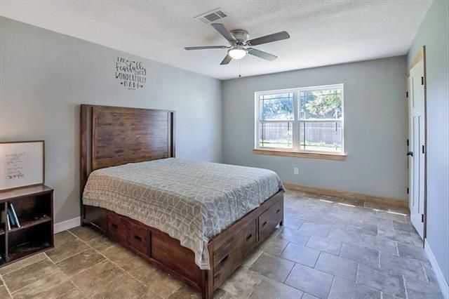 545 Elm Street, Sour Lake, TX 77659