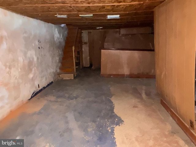 909 MAPLE TER, Darby, PA 19023