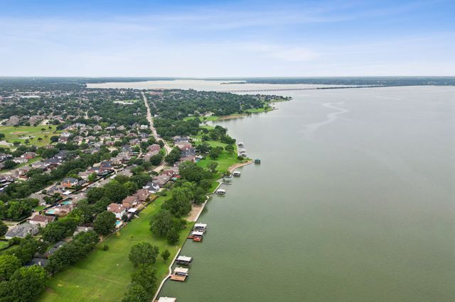 4414 Scenic Drive, Rowlett, TX 75088
