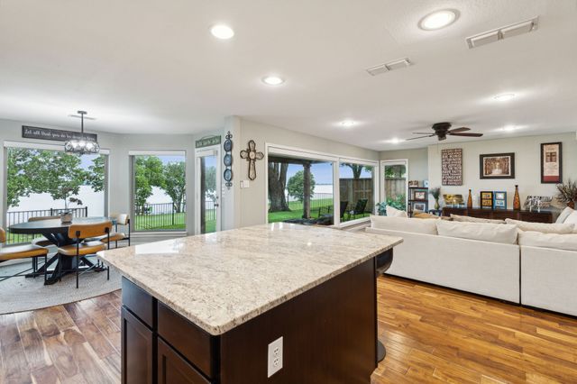 4414 Scenic Drive, Rowlett, TX 75088