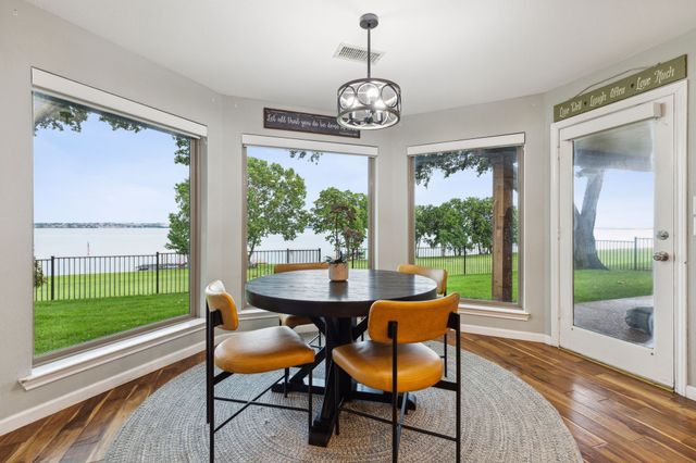 4414 Scenic Drive, Rowlett, TX 75088
