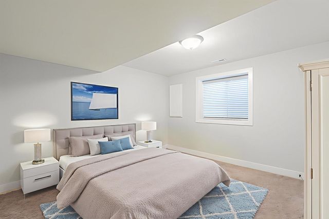 1809 Glenbridge Road, Bloomington, IL 61704