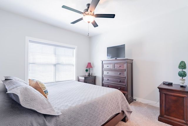 1809 Glenbridge Road, Bloomington, IL 61704