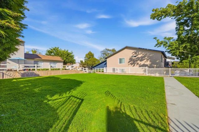 10673 Carmel Mountain Road, San Diego, CA 92129