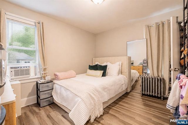 52 Thomas, Bloomfield, NJ 07003