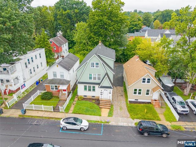 52 Thomas, Bloomfield, NJ 07003