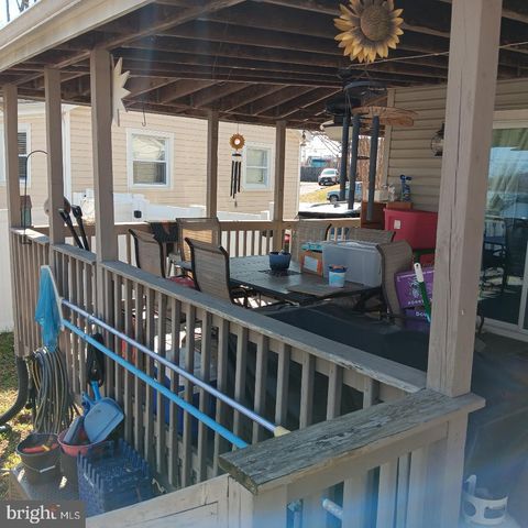 33 LEFT WING DR, Baltimore, MD 21220