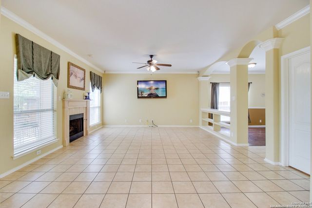 606 Mesa Ln, San Antonio, TX 78258