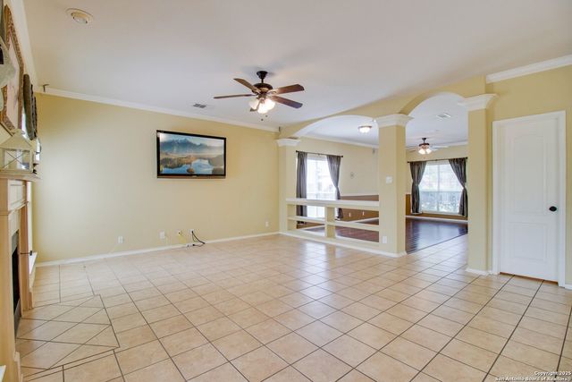 606 Mesa Ln, San Antonio, TX 78258