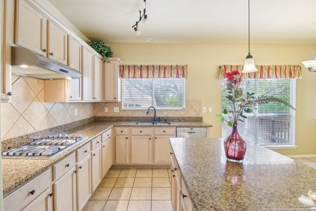 606 Mesa Ln, San Antonio, TX 78258