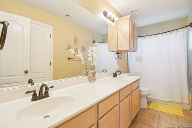 606 Mesa Ln, San Antonio, TX 78258