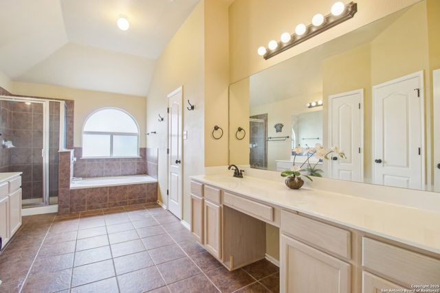 606 Mesa Ln, San Antonio, TX 78258