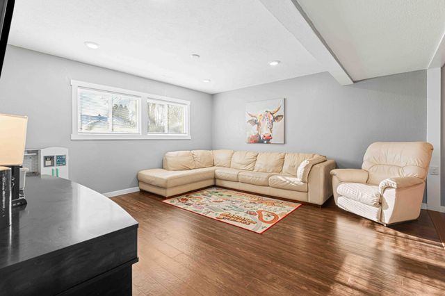 2918 Village Green Drive, Moorhead, MN 56560