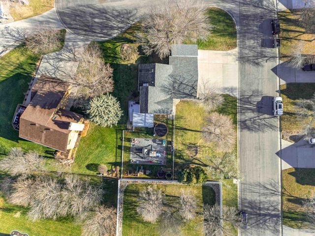 2918 Village Green Drive, Moorhead, MN 56560