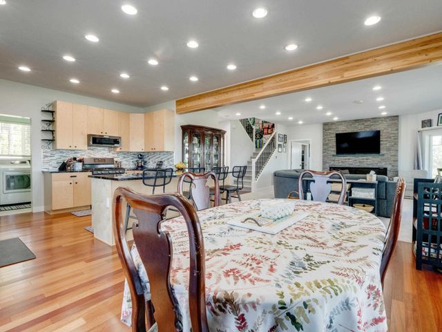 6560 Pine Ridge Way, Nine Mile Falls, WA 99026