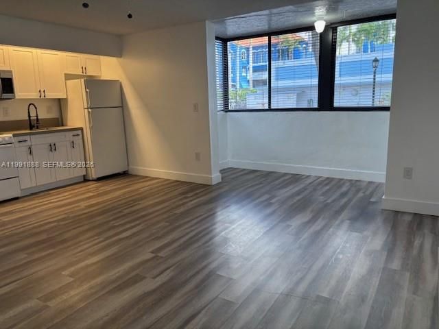 5033 NW 7th St 101, Miami, FL 33126