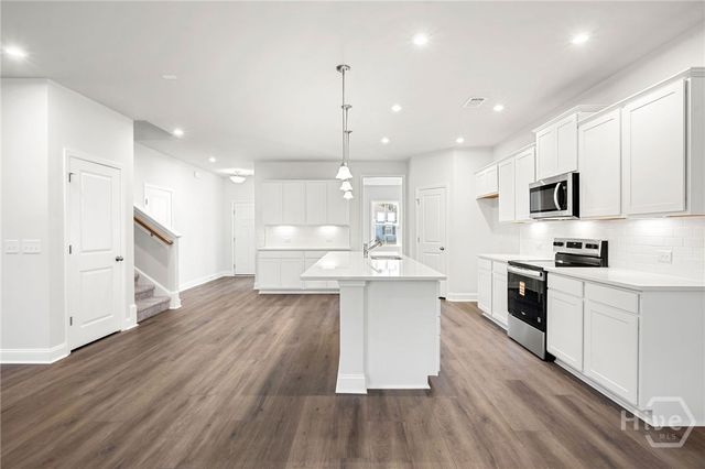 432 Monterey Loop, Richmond Hill, GA 31324