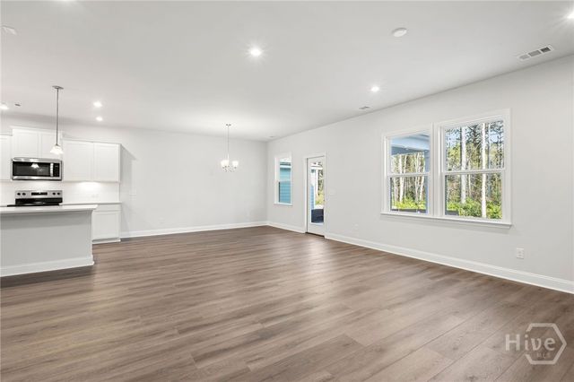 432 Monterey Loop, Richmond Hill, GA 31324